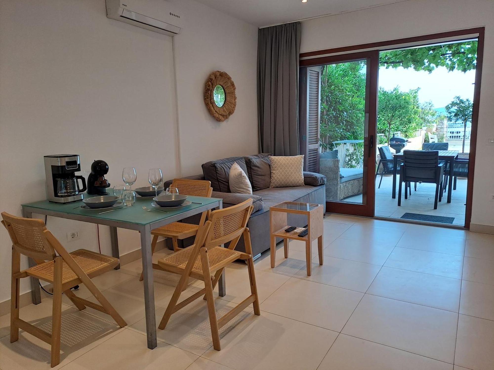 Apartments Villa Oliva Turanj Room photo